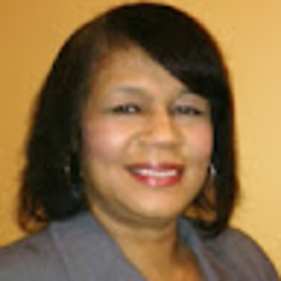 Meet your Posher, Paula - Picture 1 of 1